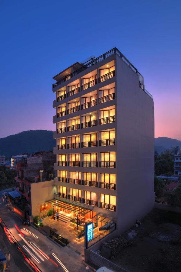 Aabas Pokhara By Barahi Hospitality Exterior foto