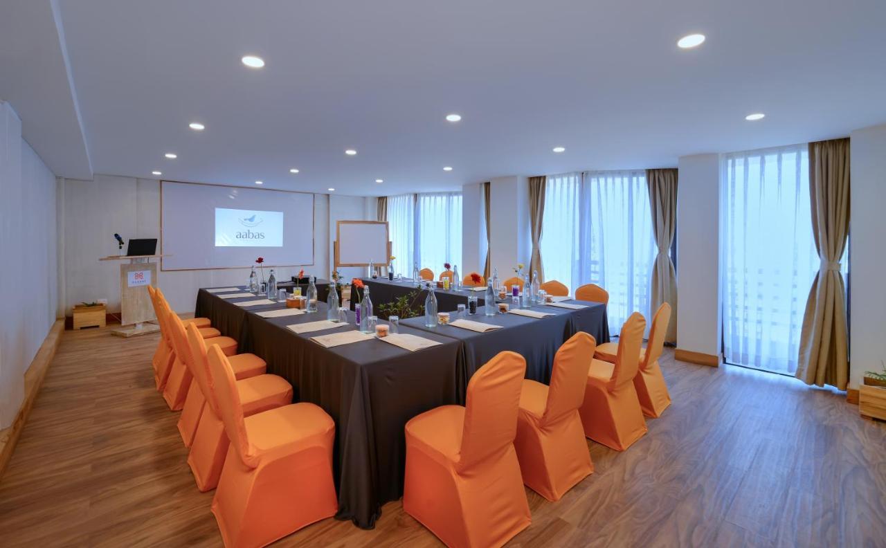 Aabas Pokhara By Barahi Hospitality Exterior foto