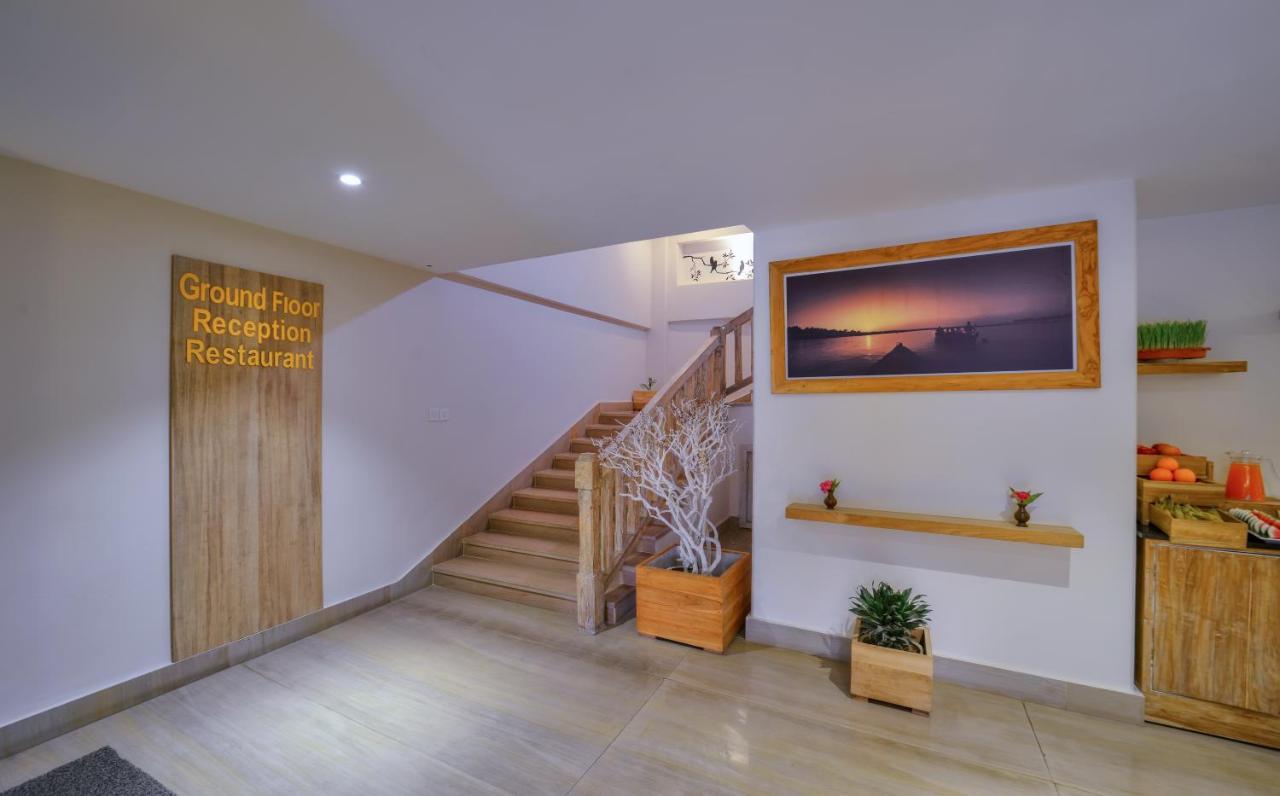 Aabas Pokhara By Barahi Hospitality Exterior foto